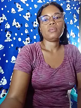 Yandris_1212 Chat XXX in diretta