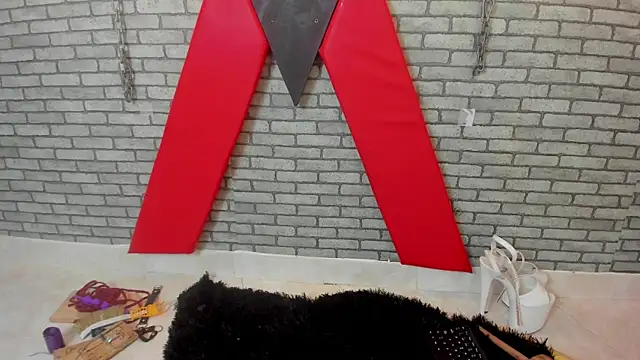 hillary_bigbutt's Live XXX Chat