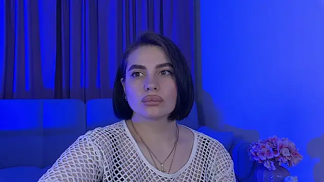 Chatroom XXX en direct de AdrianaToress