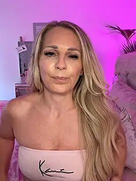 Živý XXX chat JolieSky