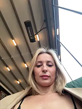 VikaBunny1's Live XXX Chat