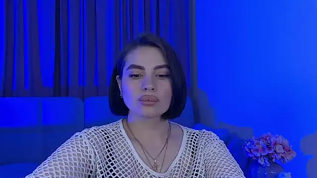 AdrianaToress' Live XXX Chat