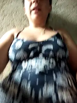 Chat +18 de ValeriaSantos- ao vivo