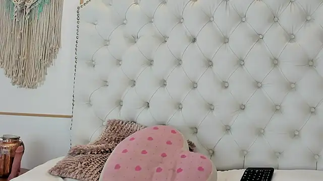 Sara_funy's Live XXX Chat