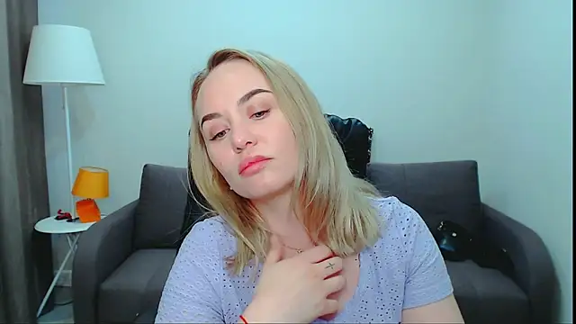 LiluMoon__ – Naživo XXX chat