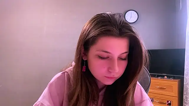 LunnaBliss Adlı Modelin Canlı XXX Sohbeti