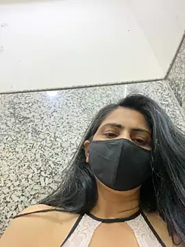 SashaPatel Adlı Modelin Canlı XXX Sohbeti