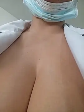 _Zoe_777 élő XXX-chatje