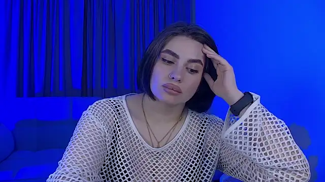 AdrianaToress élő XXX-chatje