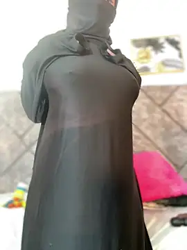XXX chat uživo modela aminaa_