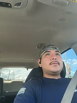 YeahyeahD's Webcam Show