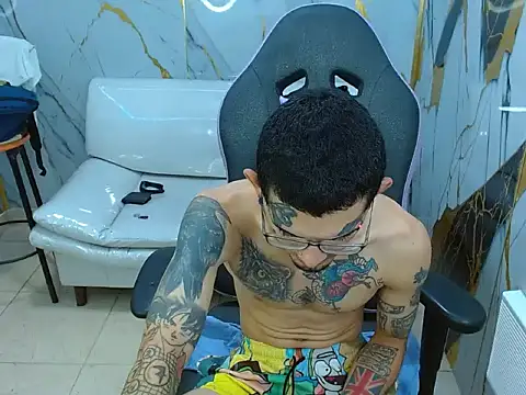 Онлайн чат XXX Boy_tatto77