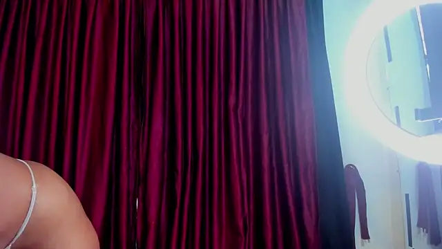 Zara-Roux – Naživo XXX chat