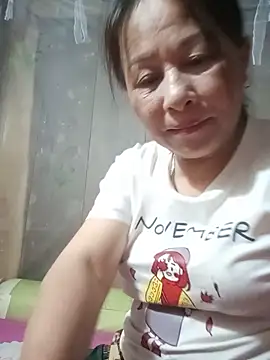 Show modela girl_cute69 na web-kameri