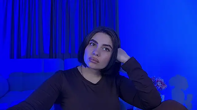 AdrianaToress' Live XXX Chat