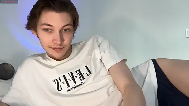 Show Webcam de swaggenjoyer