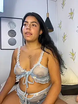 Czat XXX na żywo – Laia_white