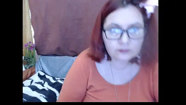 PlayfullMature Chat XXX live