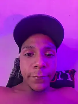 Czat XXX na żywo – hotboyluxe