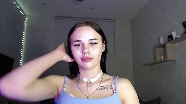Kseni_a Adlı Modelin Canlı XXX Sohbeti