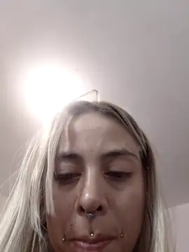sofigirlgold's Webcam Show