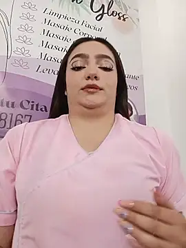 JUANITA-ROJAS' Live XXX Chat