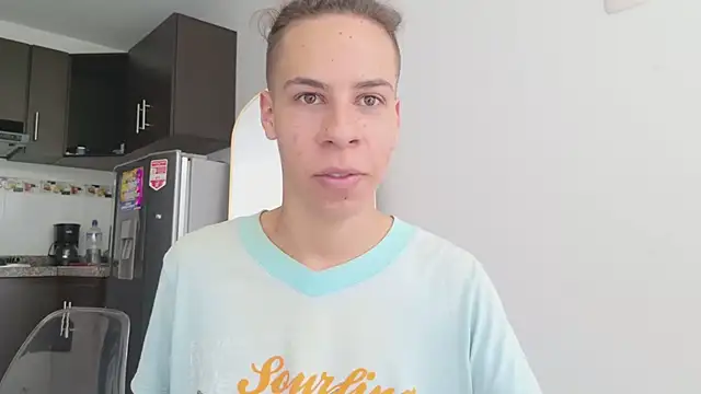 grey___27 网络视讯表演