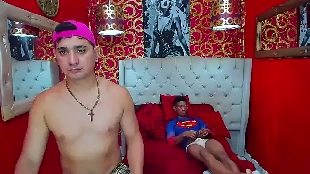 PEINBOYS Live XXX-Chat