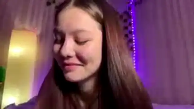maybebaybexxx Webcam Show