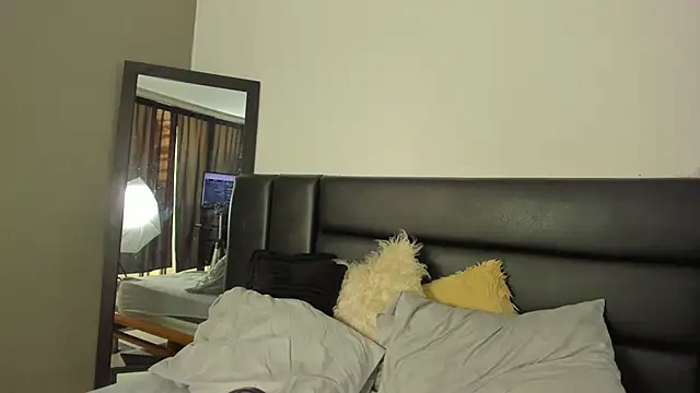 Power_pair's Webcam Show