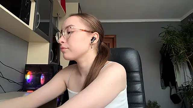 Milaissocute's Live XXX Chat
