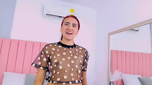 AmaraMontiel Adlı Modelin Canlı XXX Sohbeti