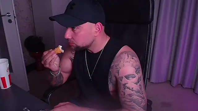 DuncanStone Chat XXX live