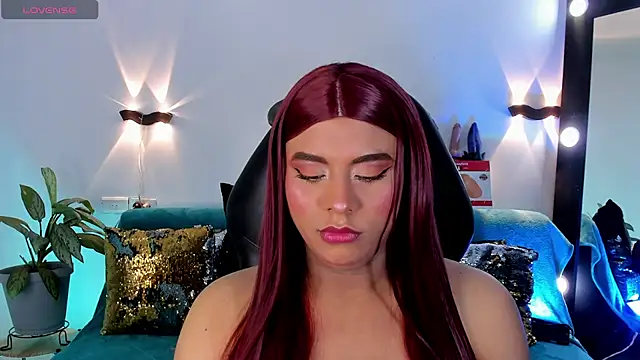 Emili_Roux ওয়েবক্যাম শো