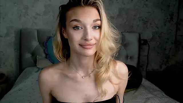 Ella_Milla Chat XXX live