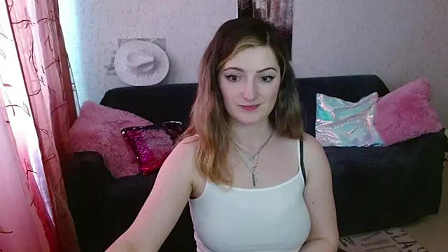 Arielsssplash 现场XXX聊天