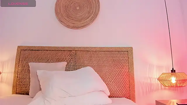 desireee_'s Live XXX Chat