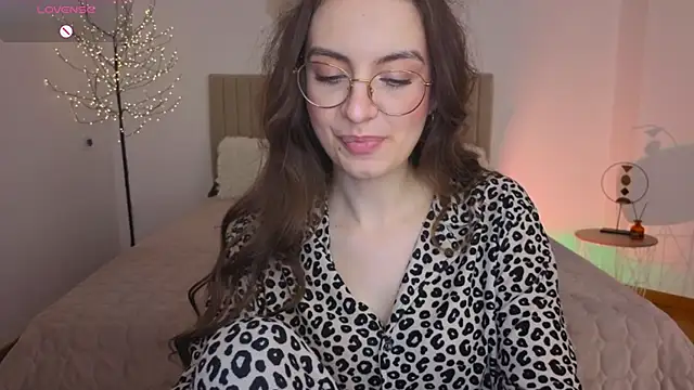 Real_cutie1のウェブカメラショー
