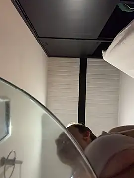 Eva_stark10のライブXXXチャット