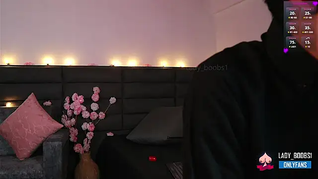 kathieandpovcock1のライブXXXチャット