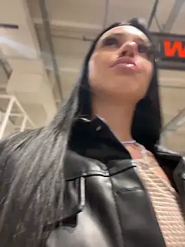 Вебкам-шоу ilariea_girl