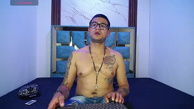 Nickk_21_'s Webcam Show