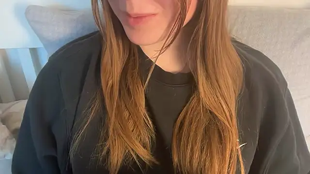 Lucyschickt's Live XXX Chat