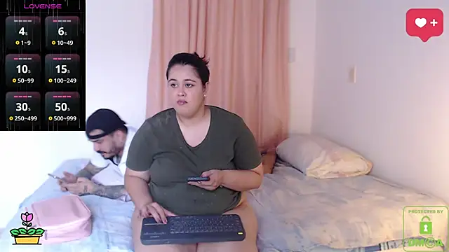 SWEET_DESIRES_'s Live XXX Chat