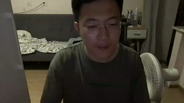 wang930115 Chat XXX in diretta