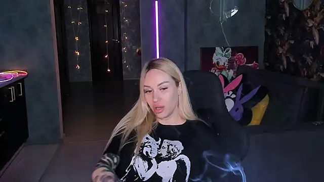 Živý XXX chat Blckmirrorr