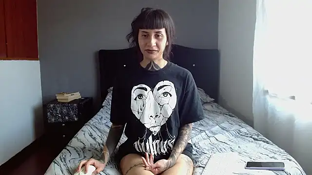 Živý XXX chat Emilia_1995