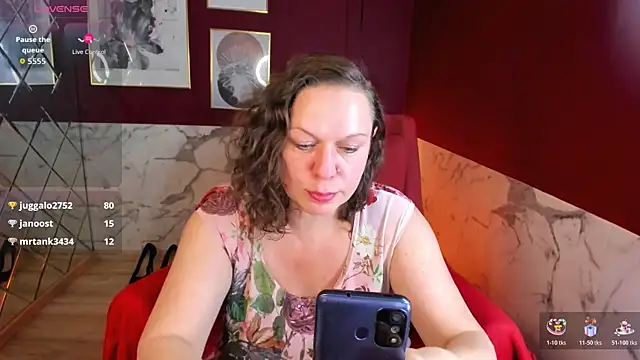 KellyPerfectionn Live XXX chat