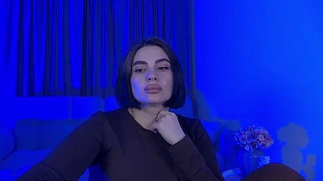 AdrianaToress 现场XXX聊天