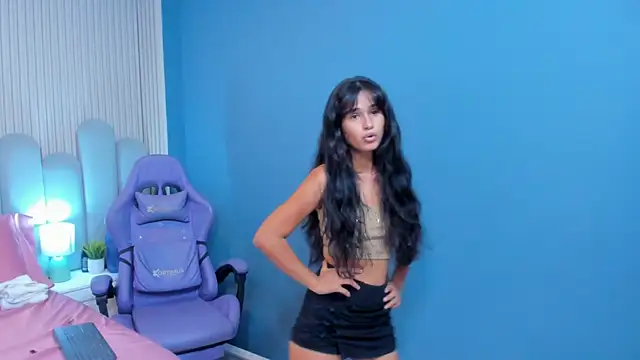 Chatroom XXX en direct de luly_dreams